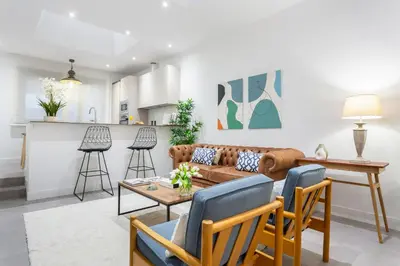 Zona de estar de Apartamento Amplio y Acogedor en el centro de Chamberí