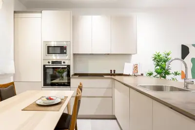 Una cocina o zona de cocina en Apartamento Amplio y Acogedor en el centro de Chamberí
