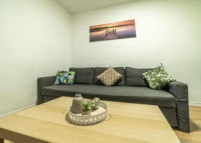 Zona de estar de New flat , modern , wifi, 10min sol, 5 Reina Sofia