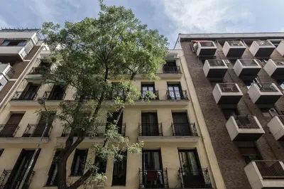 Edificio en el que se encuentra el apartamento