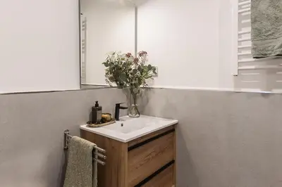 Plano de Homeclub Moderno Bajo Andrés Mellado I