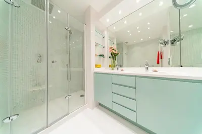 Un baño de Homeclub Luminoso Apartamento Centro Colon XXVI
