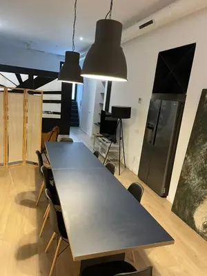 Una televisión o centro de entretenimiento en Exyca Barrio Salamanca