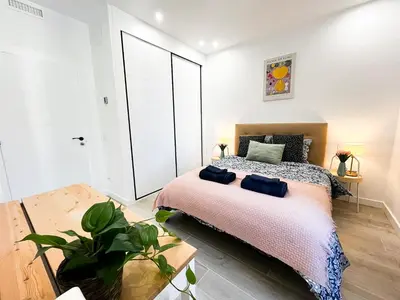 Cama o camas de una habitación en Madrid Private Rooms - Ferrer