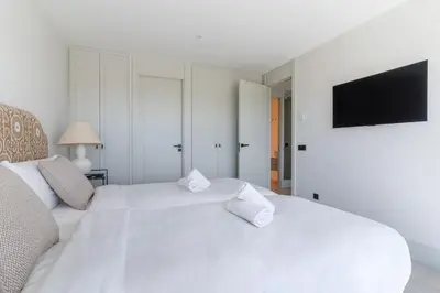 Cama o camas de una habitación en Amazing Apt with views to Colón-2Bdr 2Bths