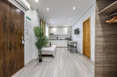 Una cocina o zona de cocina en Classy Studio close to Retiro Park, Madrid
