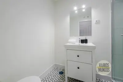 Un baño de Cozy y Céntrico Apt para 6pax en Plaza del Carmen E2