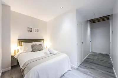 Cama o camas de una habitación en Arteria Madrid Gran Vía