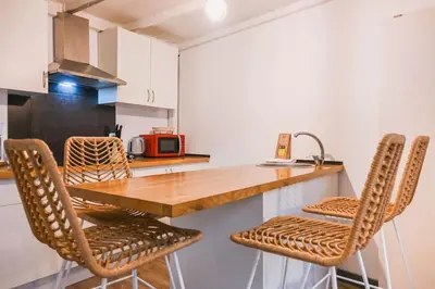 Una cocina o zona de cocina en For You Rentals Moderno y Elegante piso en Argüelles JAM300 Temporal
