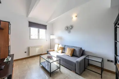 Zona de estar de Atico-dúplex con dormitorio y terraza, Goya