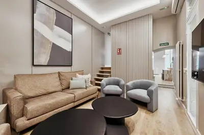 Zona de estar de Fuencarral Living 5BR 7BH