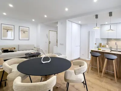 Una cocina o zona de cocina en LAGUNARIA - Apartamento con Despacho en Retiro, Madrid
