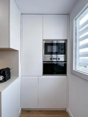 Una cocina o zona de cocina en LAGUNARIA - Apartamento con Despacho en Retiro, Madrid