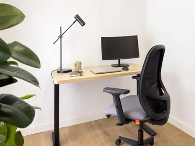Una televisión o centro de entretenimiento en LAGUNARIA - Apartamento con Despacho en Retiro, Madrid