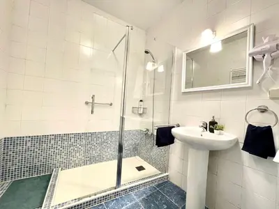 Un baño de Centric Rooms Madera Gran Via