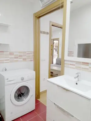 Un baño de BM9 Piso 1 dormitorio Quevedo WIFI