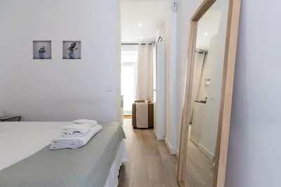 Cama o camas de una habitación en AR Lavapiés céntrico apartamento con patio