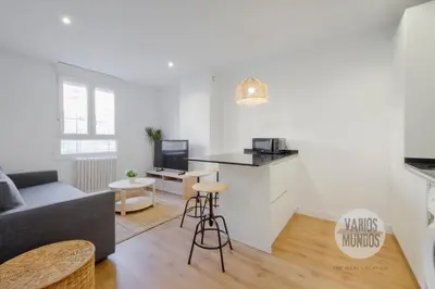Una cocina o zona de cocina en Descanso con parking para 4, vive la Latina