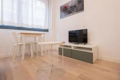 Una televisión o centro de entretenimiento en ABC Apartments Vistalegre II