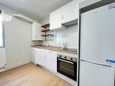 Una cocina o zona de cocina en Gran Piso Salamanca Temporal