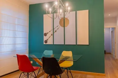 Plano de For You Rentals Apartamento Amplio y Elegante en Paseo de la Habana Temporal PDH520
