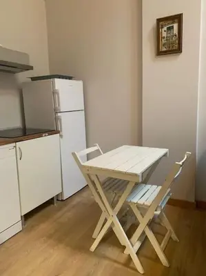 Una cocina o zona de cocina en Estudio en Guindalera cerca del centro 2D