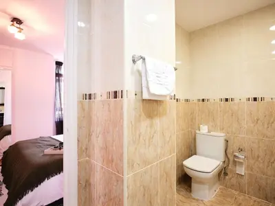 Un baño de My City Home - Elegante apartamento en Chamberí