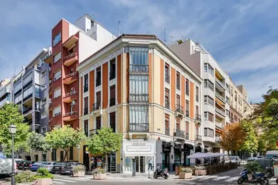 Edificio en el que se encuentra el apartamento