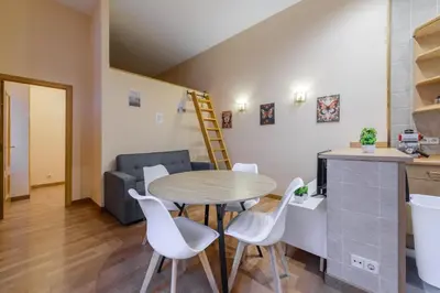 Una cocina o zona de cocina en Apartamento moderno y acogedor zona El Viso, Madrid