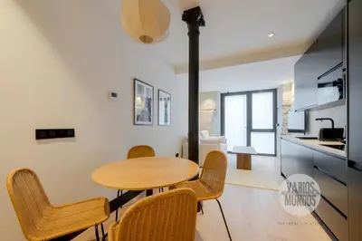 Una cocina o zona de cocina en Dosis de Madrid para 10, ven a Duque de Rivas 8 E3