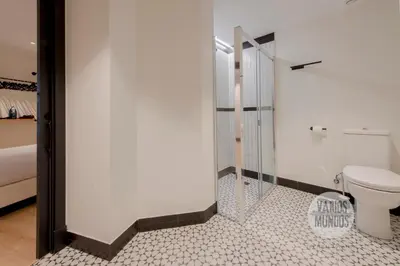Un baño de Dosis de Madrid para 10, ven a Duque de Rivas 8 E3