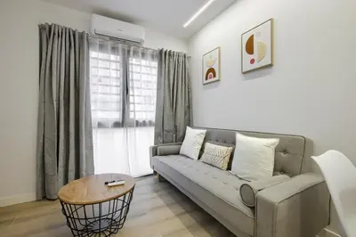 Zona de estar de Dobo Madrid Numancia