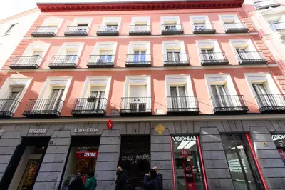 Edificio en el que se encuentra el apartamento