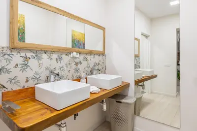 Un baño de Cuatro Caminos Apartment