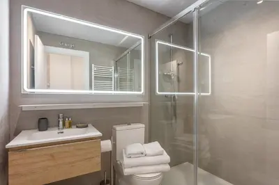 Un baño de Exclusivo Piso en el centro - 1