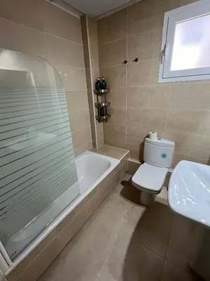 Un baño de Duplex con terraza privada en Atocha Delicias Madrid Rio