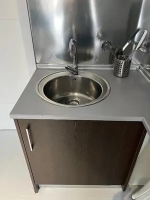 Una cocina o zona de cocina en Duplex con terraza privada en Atocha Delicias Madrid Rio