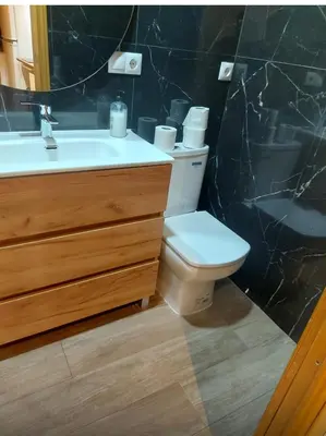 Un baño de El sol de Madrid n1