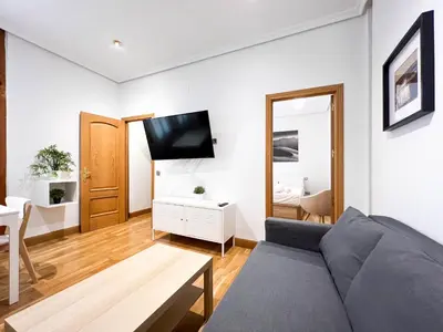 Una televisión o centro de entretenimiento en Casa de las letras