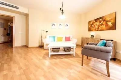 Zona de estar de Cosy Bright Apt & 2BD 2BTH Salamanca &Goya