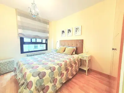 Cama o camas de una habitación en Cosy Bright Apt & 2BD 2BTH Salamanca &Goya
