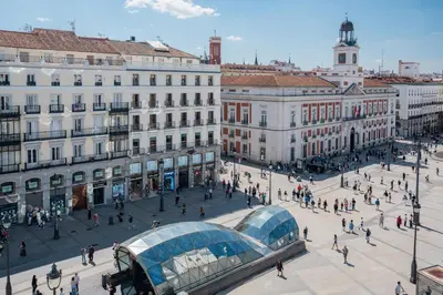 Clientes alojados en LUTHIA Puerta del Sol