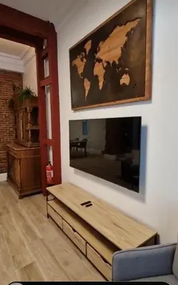 Una televisión o centro de entretenimiento en Madrid Centro Excepcional