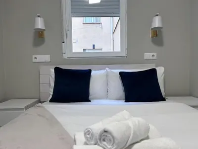 Cama o camas de una habitación en Plaza España Centro - Apartamento para 8 personas