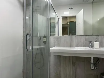 Un baño de Plaza España Centro - Apartamento para 8 personas