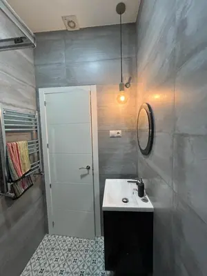 Un baño de Vallehermoso Loft in downtown Madrid Aguelles