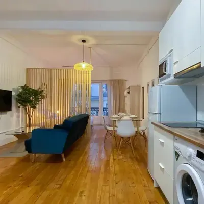 Victoria Studio II