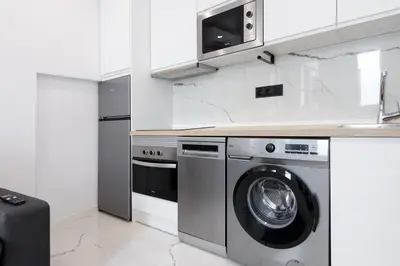 Una cocina o zona de cocina en New apt Elegante, 2br and 1bth