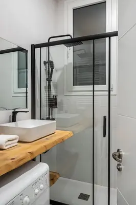 Un baño de Waou Essence II Lavapiés - Alquiler Corta Duración