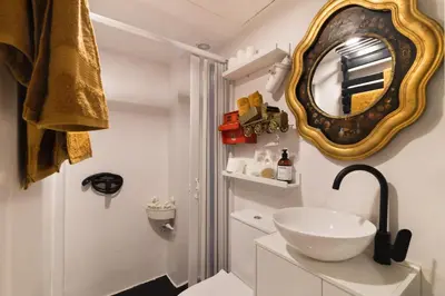 Un baño de CajaSoul Lavapies